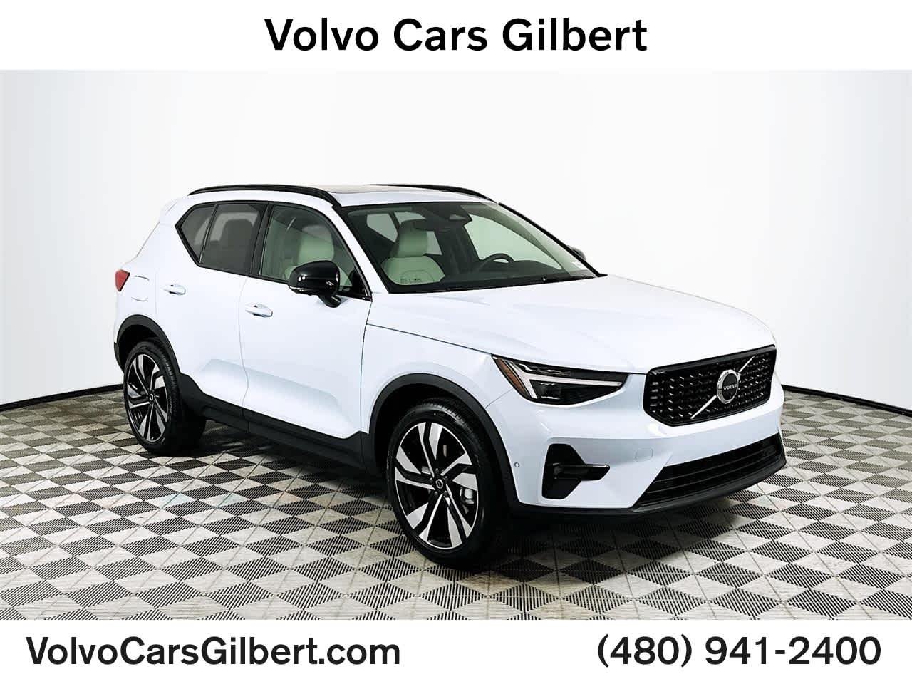2026 Volvo XC40 B5 Ultra Dark AWD's photo