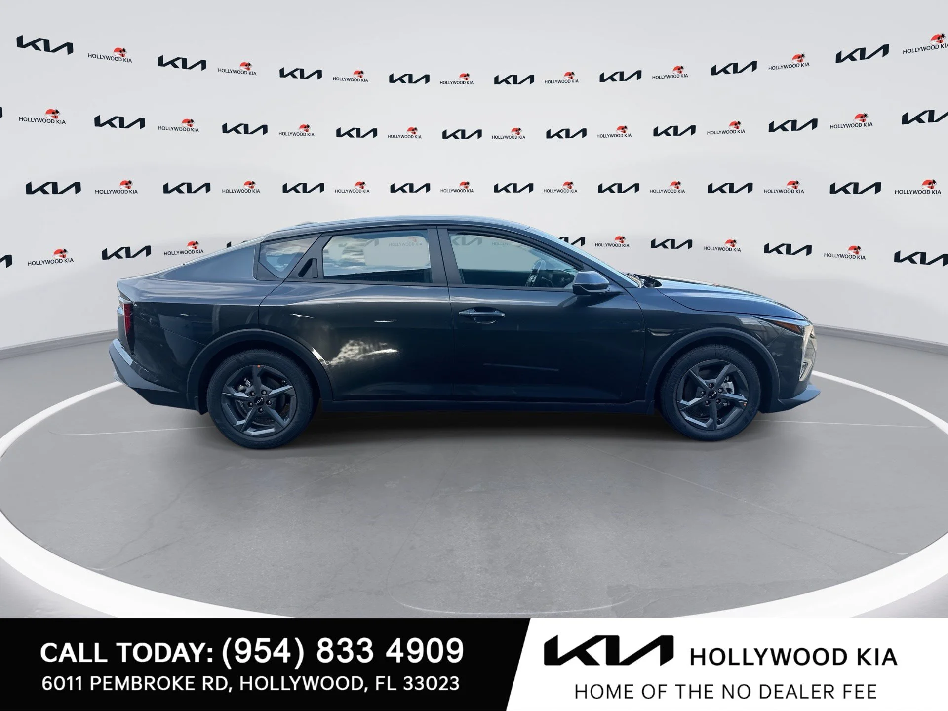 New 2026 Interstellar Gray Kia LXS image 9