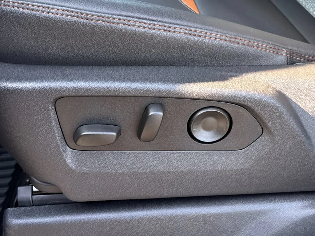 2026 GMC Sierra 1500 AT4 - Photo 17