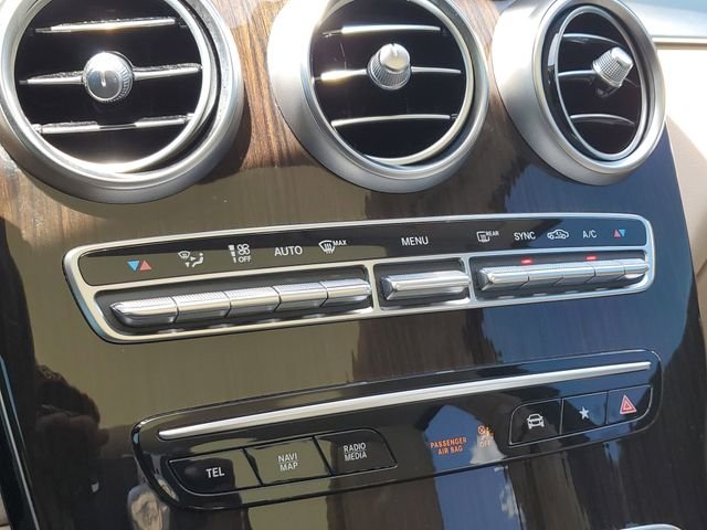 Used 2021  Mercedes-Benz GLC 300 image 17