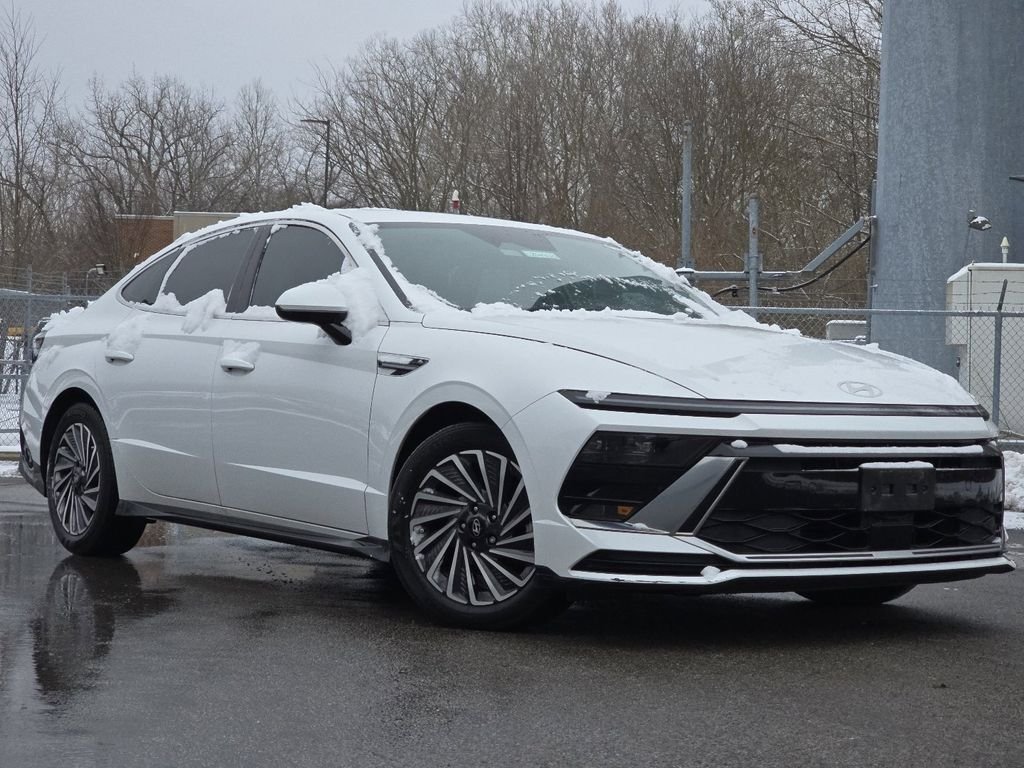 2024 Hyundai Sonata Hybrid