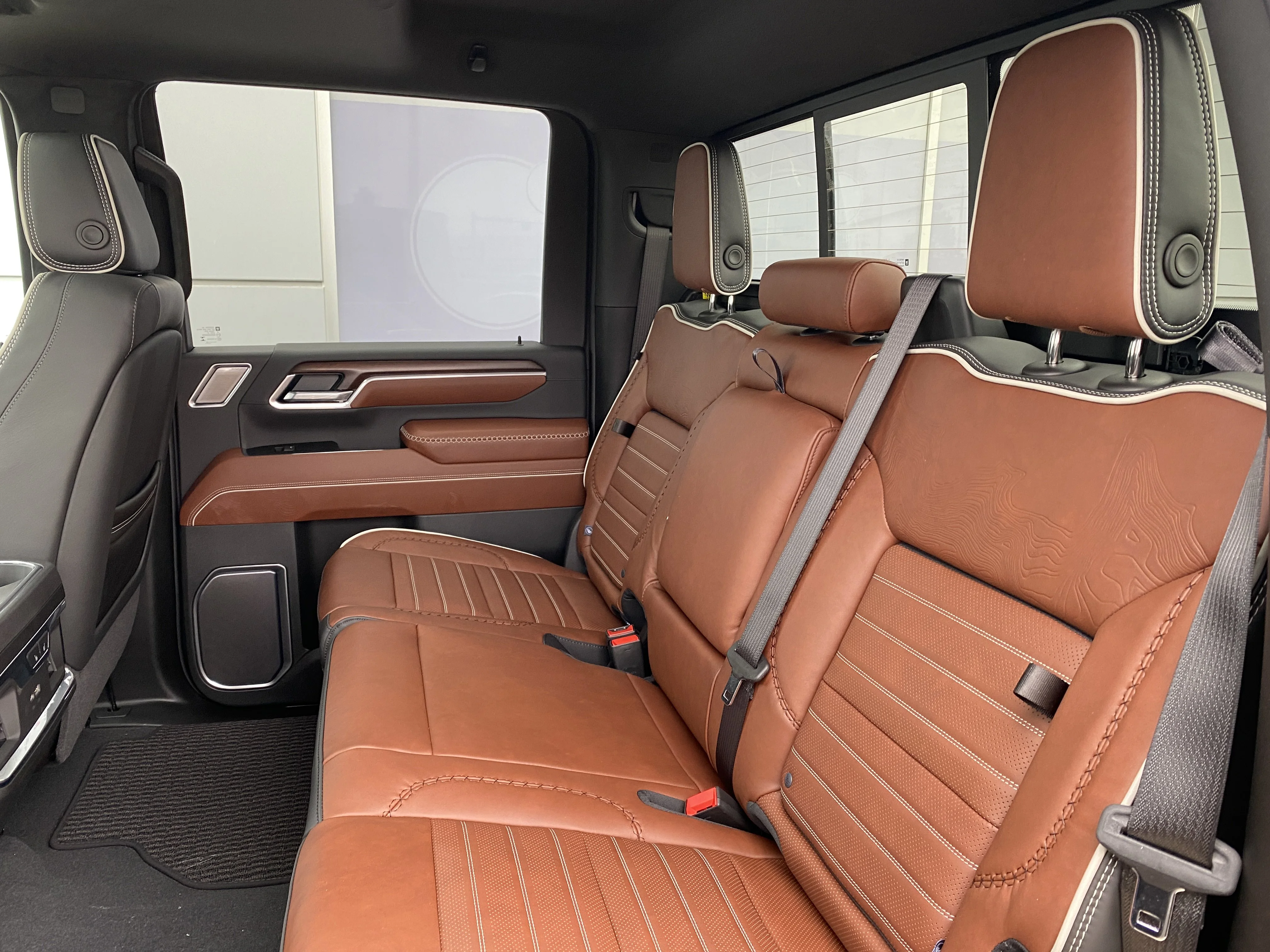 New 2026 DOWNPOUR METALLIC GMC Denali Ultimate image 29