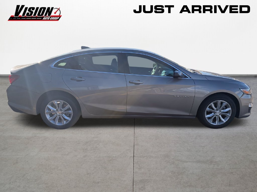 Used 2024 Gray Chevrolet LT image 4