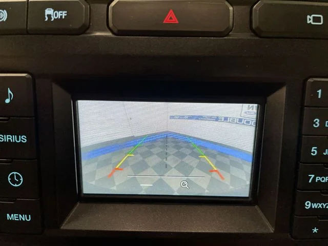 Used 2019  Ford XLT DRW CREW CAB image 17