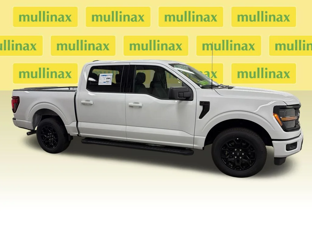 New 2026 White Ford XLT image 6