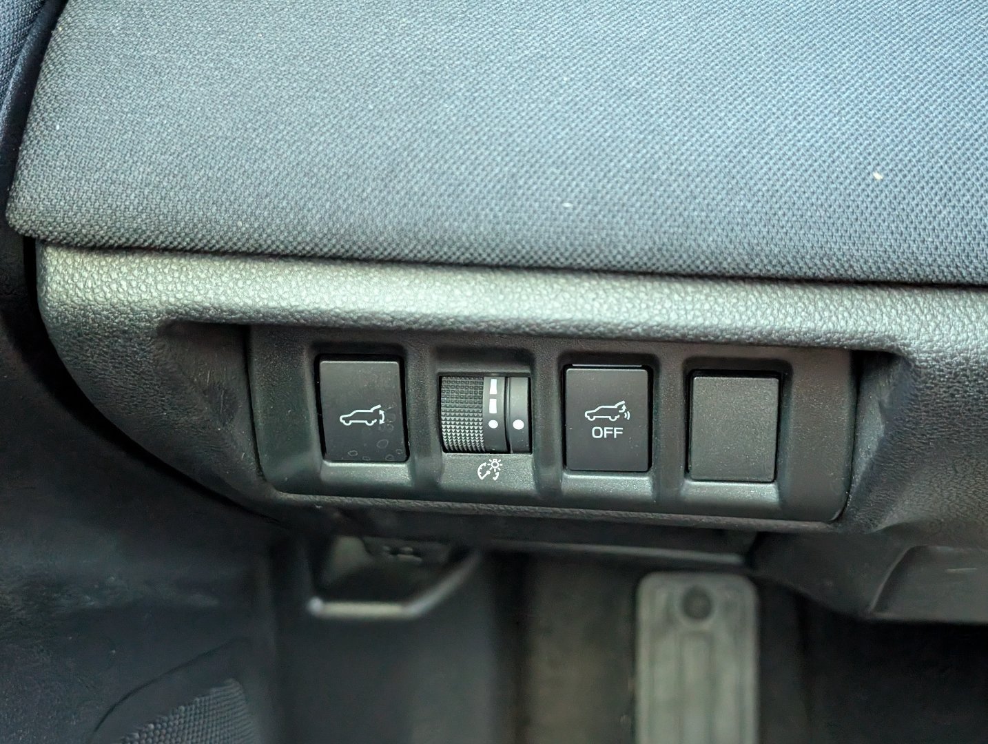 Used 2024 Crystal White Pearl Subaru Premium image 20
