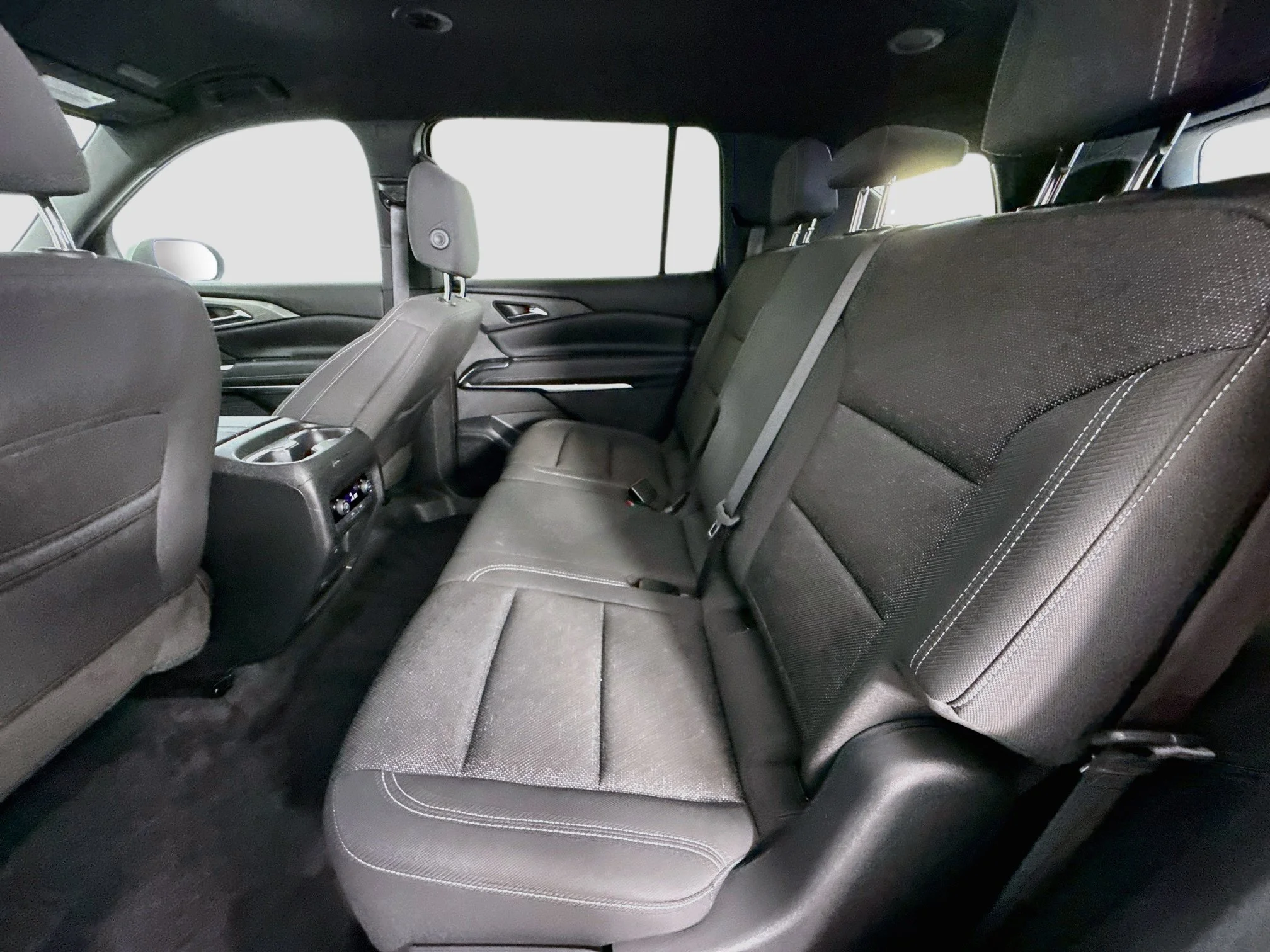 Used 2024 Summit White Chevrolet LT image 25