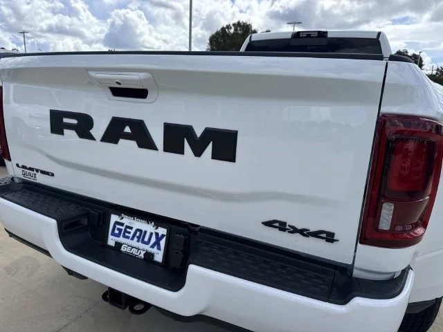 New 2027 Bright White Clear-Coat Exterior Paint RAM Limited image 19