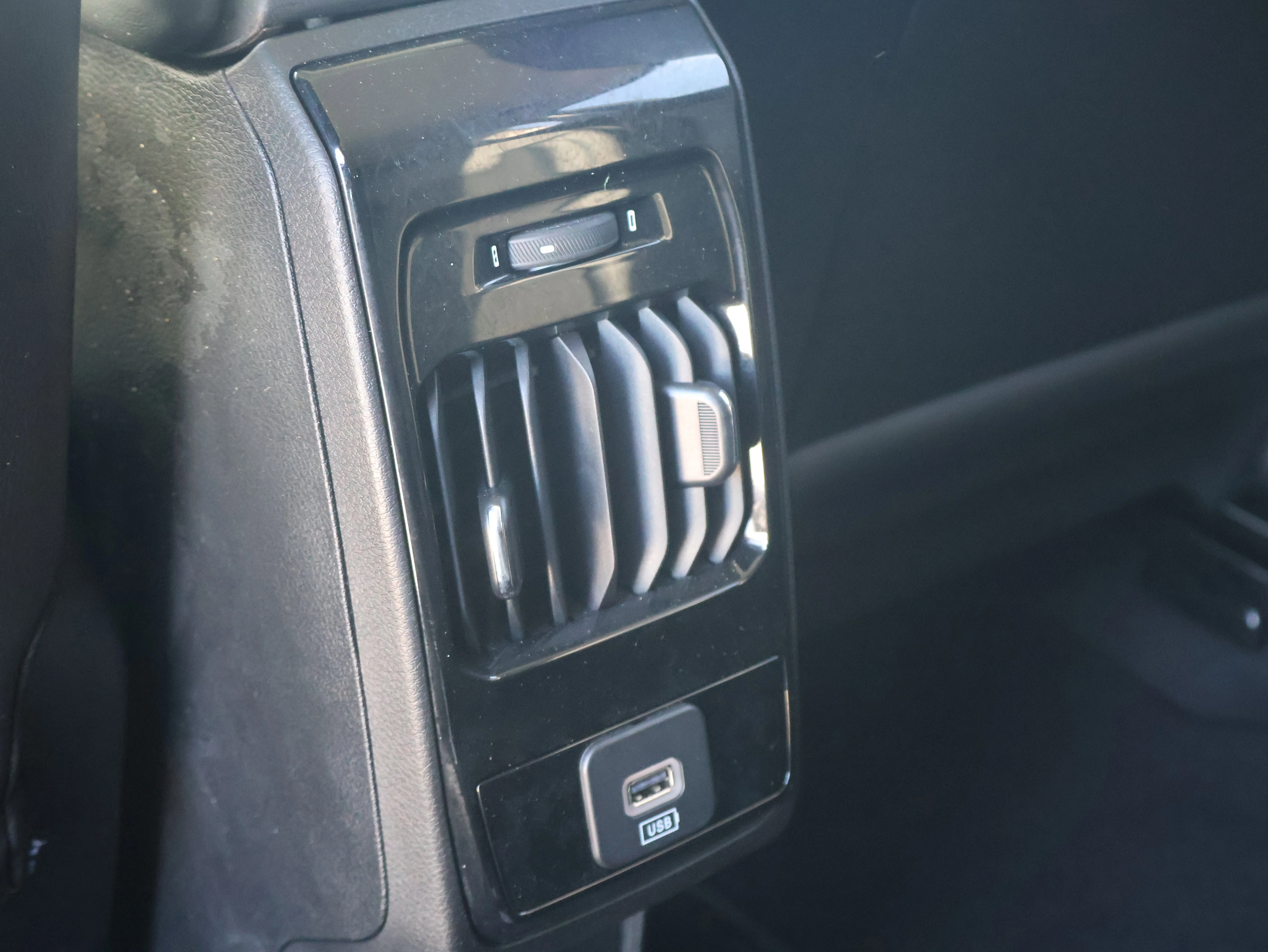 2022 Jeep Compass Latitude - Photo 17