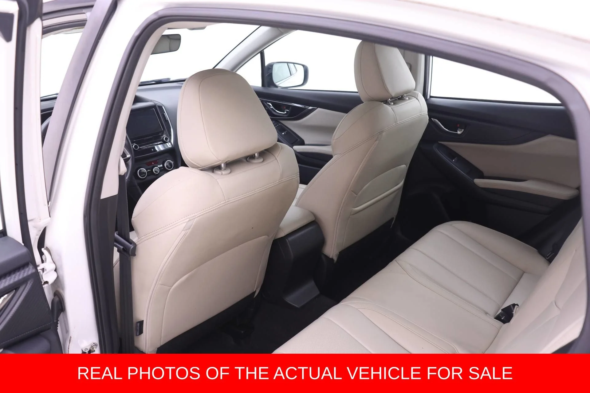 Used 2018 White Subaru 2.0i Limited image 11