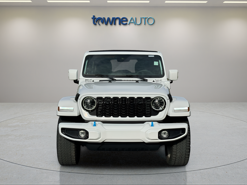 Used 2024 White Jeep High Altitude 4xe image 8