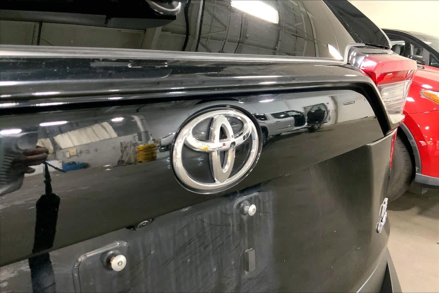 Used 2025 Midnight Black Metallic Toyota Hybrid LE image 31