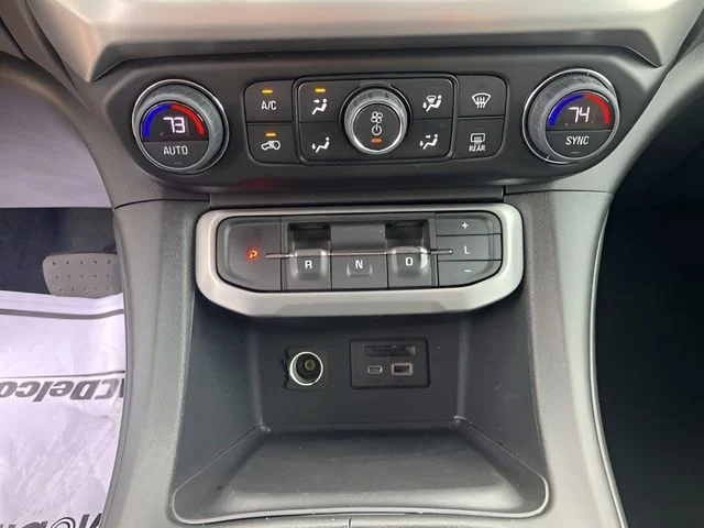Used 2023 Red GMC SLT image 26