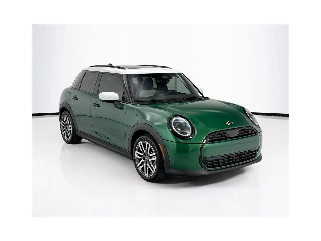 New 2026 British Racing Green IV Met MINI SIGNATURE PLUS image 3