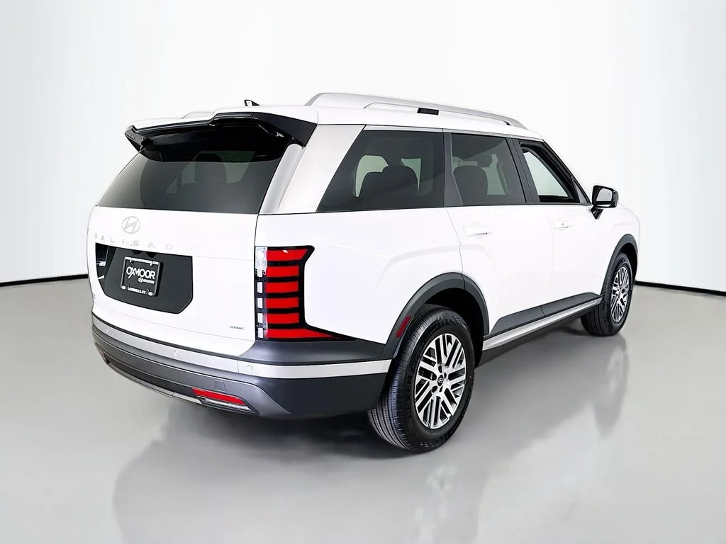 New 2026 Creamy White Pearl Hyundai SEL 7P image 7