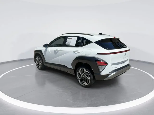 Used 2026 White Hyundai SEL Premium image 6
