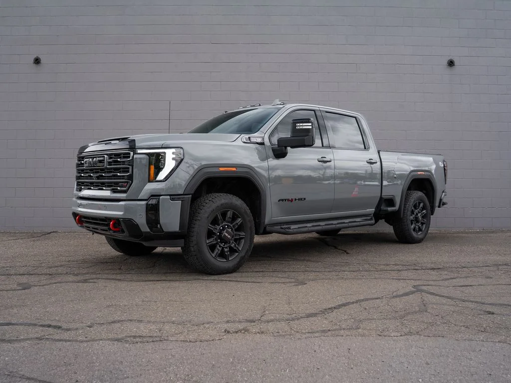 Used 2025 Gray GMC AT4 image 1