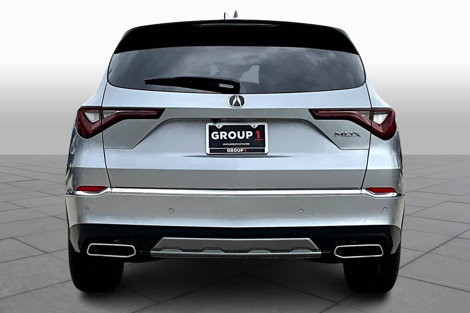 New 2026 Solar Silver Metallic Acura w/Technology Package image 4