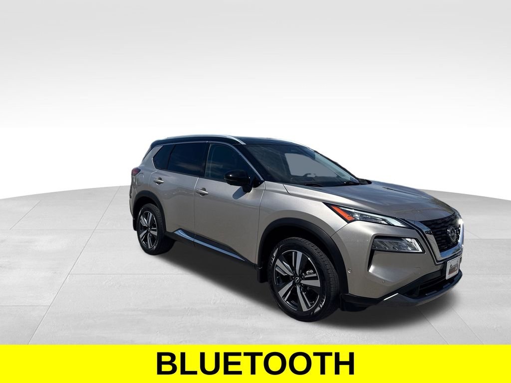 Used 2023 Champagne Silver Metallic Nissan SL image 8