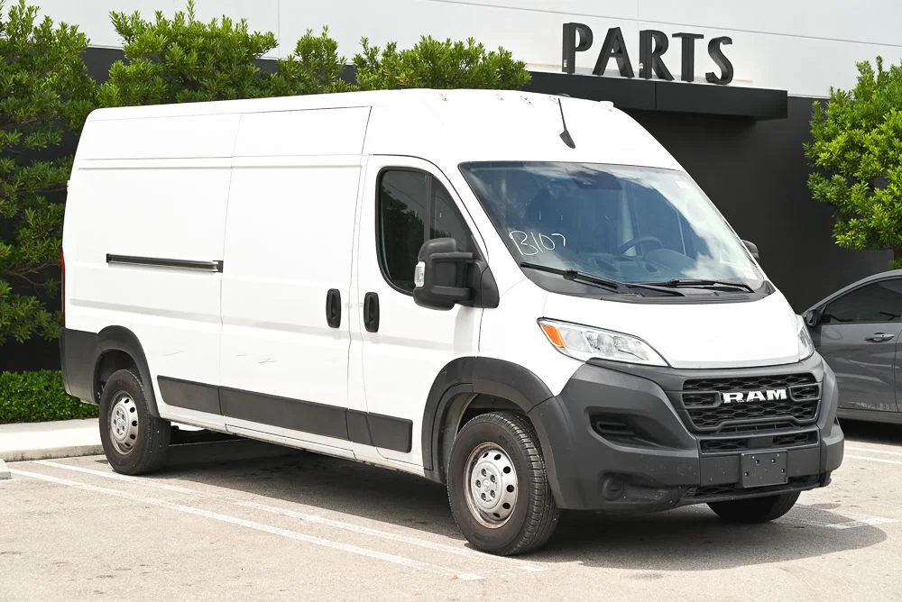 Used 2023 White Ram High Roof image 3