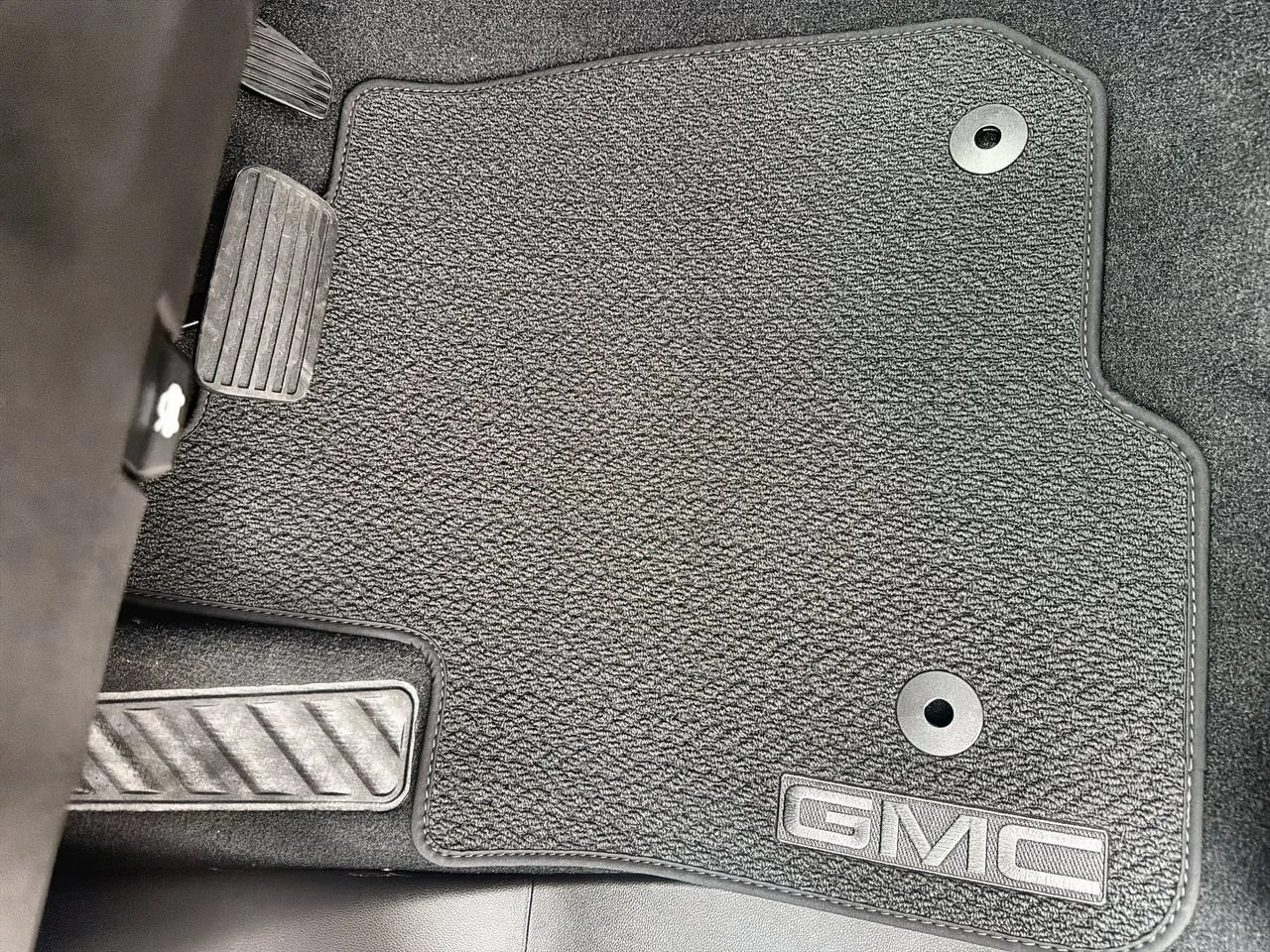 New 2026 Onyx Black GMC Denali image 30