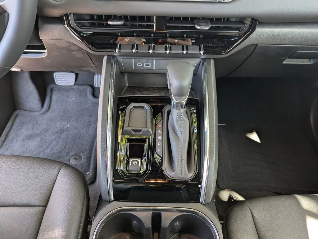 2026 GMC Canyon Elevation - Photo 25