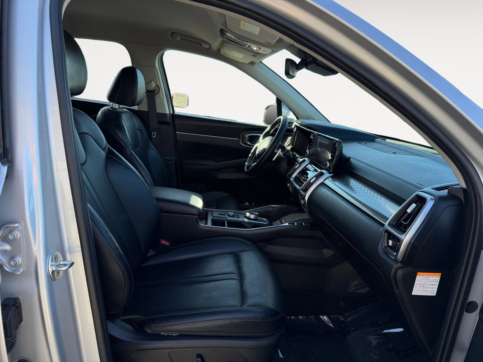 Used 2023 Silky Silver Kia EX image 19