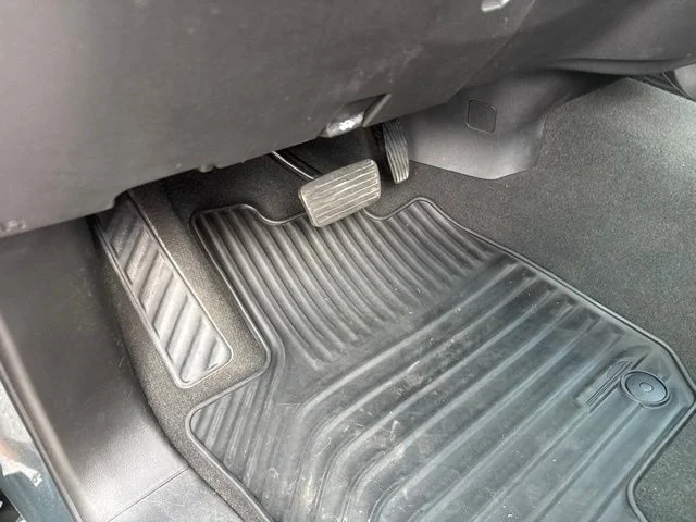 Used 2025 Gray Chevrolet LT image 26