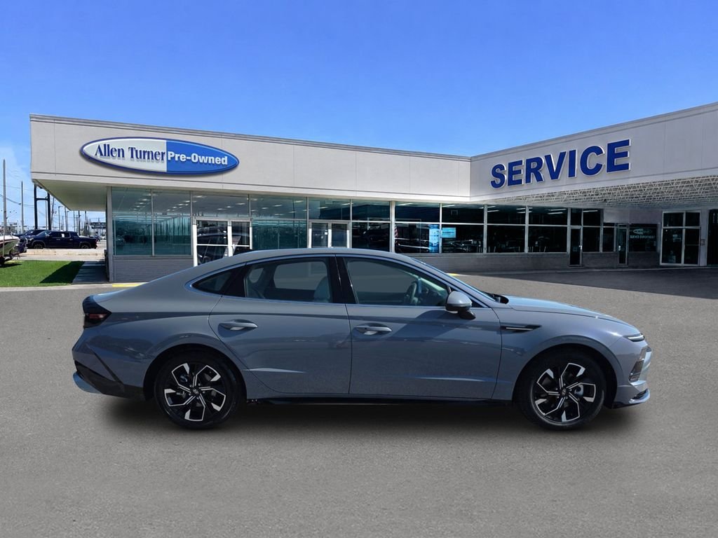 Certified Used 2024 Transmission Blue Hyundai SEL image 9