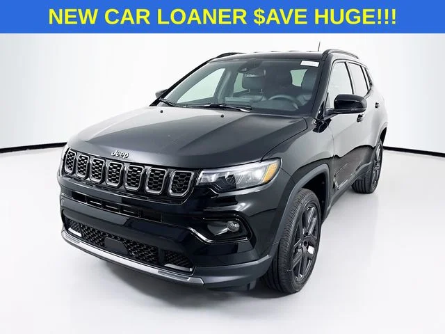 New 2026 Diamond Black Crystal Pearl-Coat Exterior Paint Jeep Limited image 3