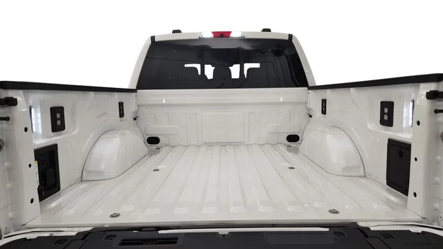 New 2025 Star White Metallic Tri-Coat Ford Platinum® image 45