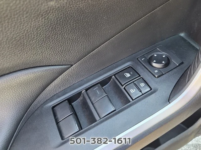 Used 2023 Silver Toyota LE image 22