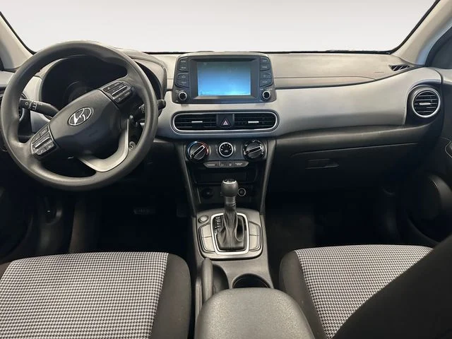 Used 2021 Red Hyundai SE image 10