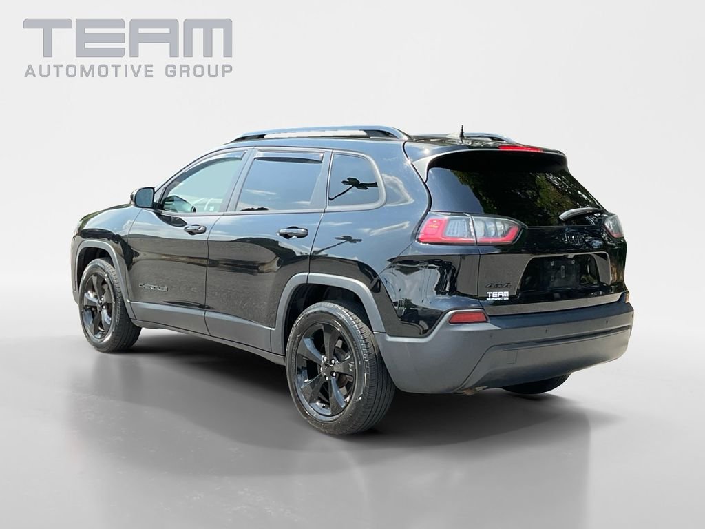 Used 2019 Black Jeep Latitude Plus image 5