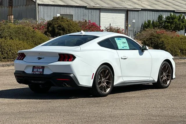 New 2026 Oxford White Ford EcoBoost® Fastback image 25
