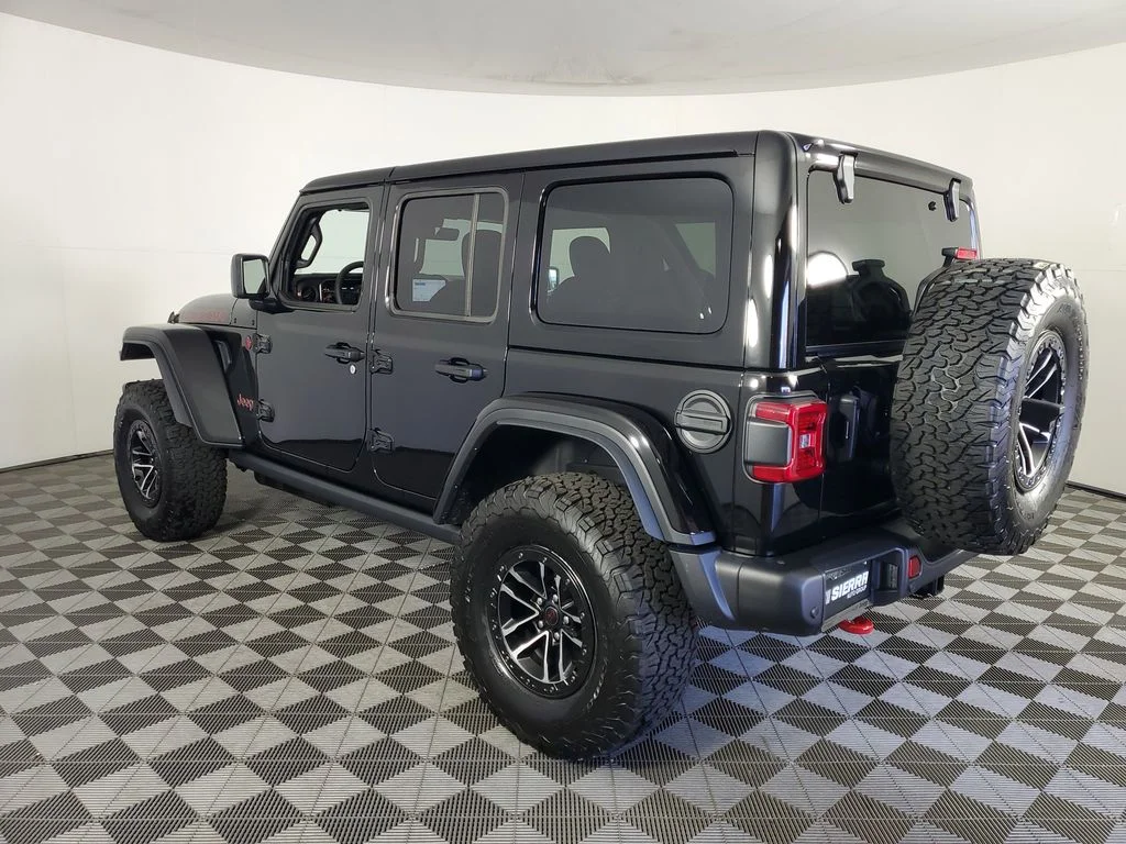 New 2026 Black Clear-Coat Exterior Paint Jeep Rubicon X image 6