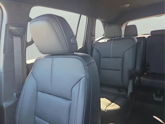 New 2026 Ebony Twilight Metallic GMC Elevation image 19