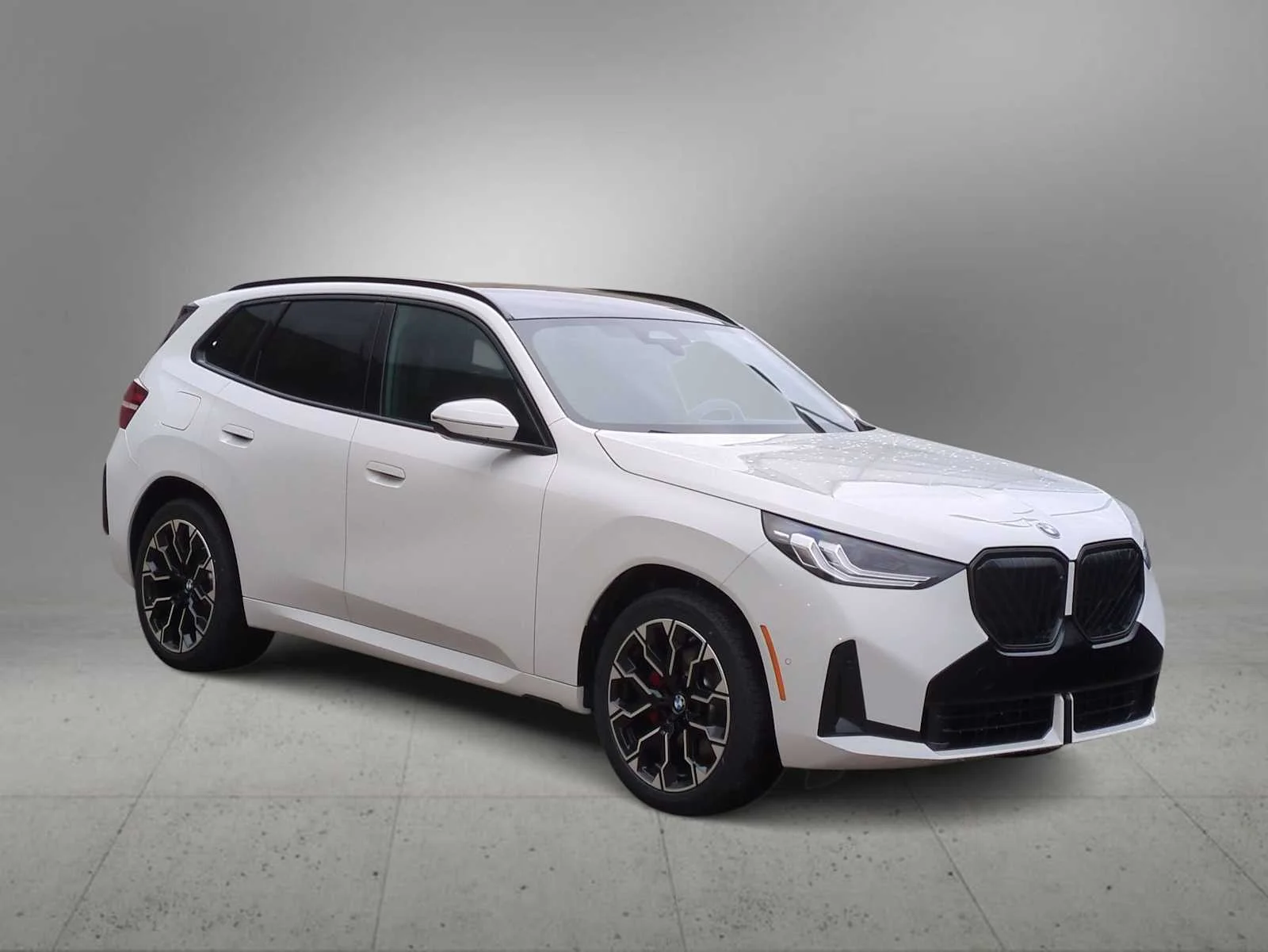New 2026 Alpine White BMW 30 xDrive image 2