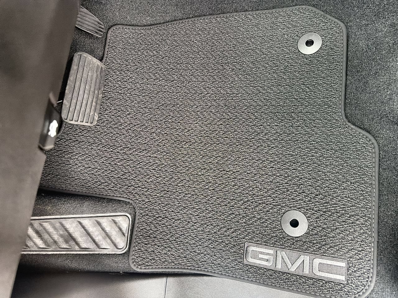New 2026 Onyx Black GMC Denali image 30