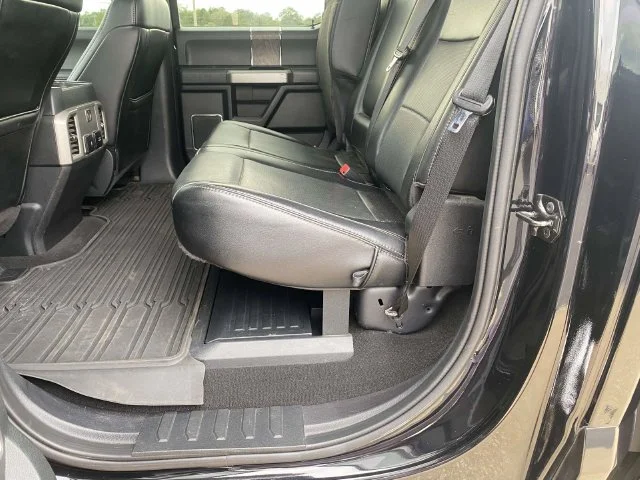 Used 2019 Black Ford Lariat image 11