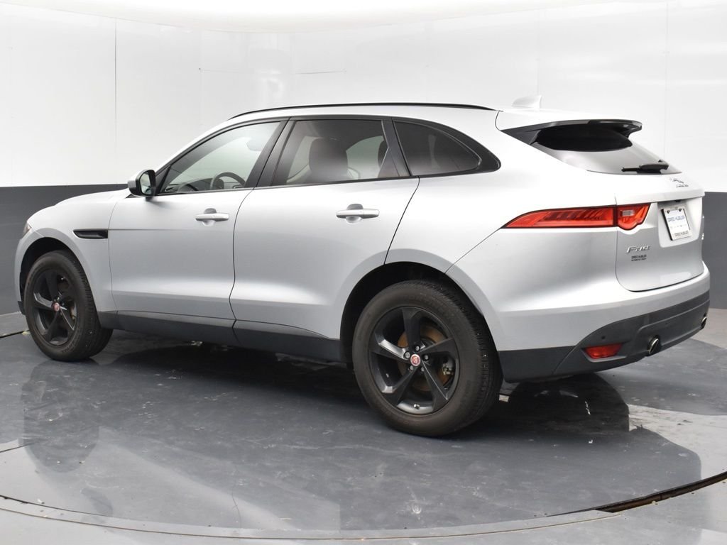 Used 2019 Silver Jaguar 25t Premium image 17