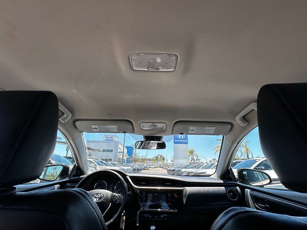 Used 2019 White Toyota SE image 16