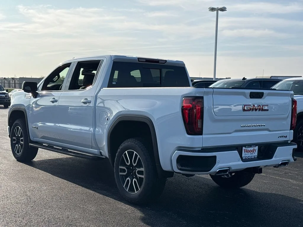 2026 GMC Sierra 1500 AT4 - Photo 8