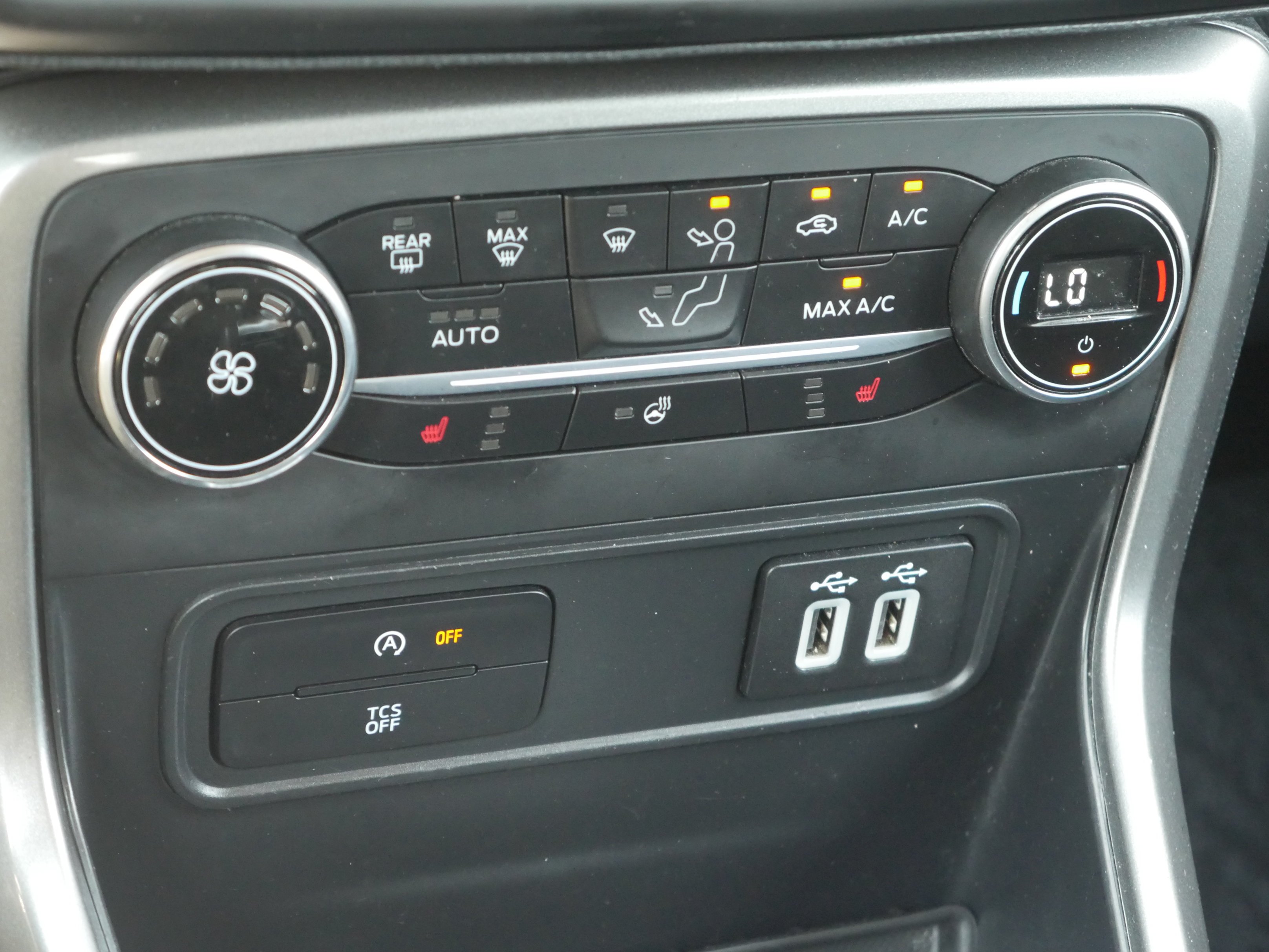 Used 2020 Moondust Silver Metallic Ford SES image 14