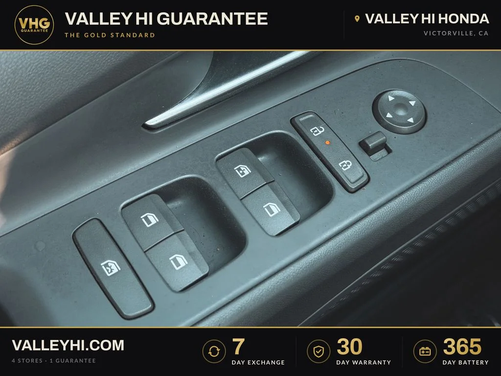 Used 2024 Red Hyundai SEL image 31