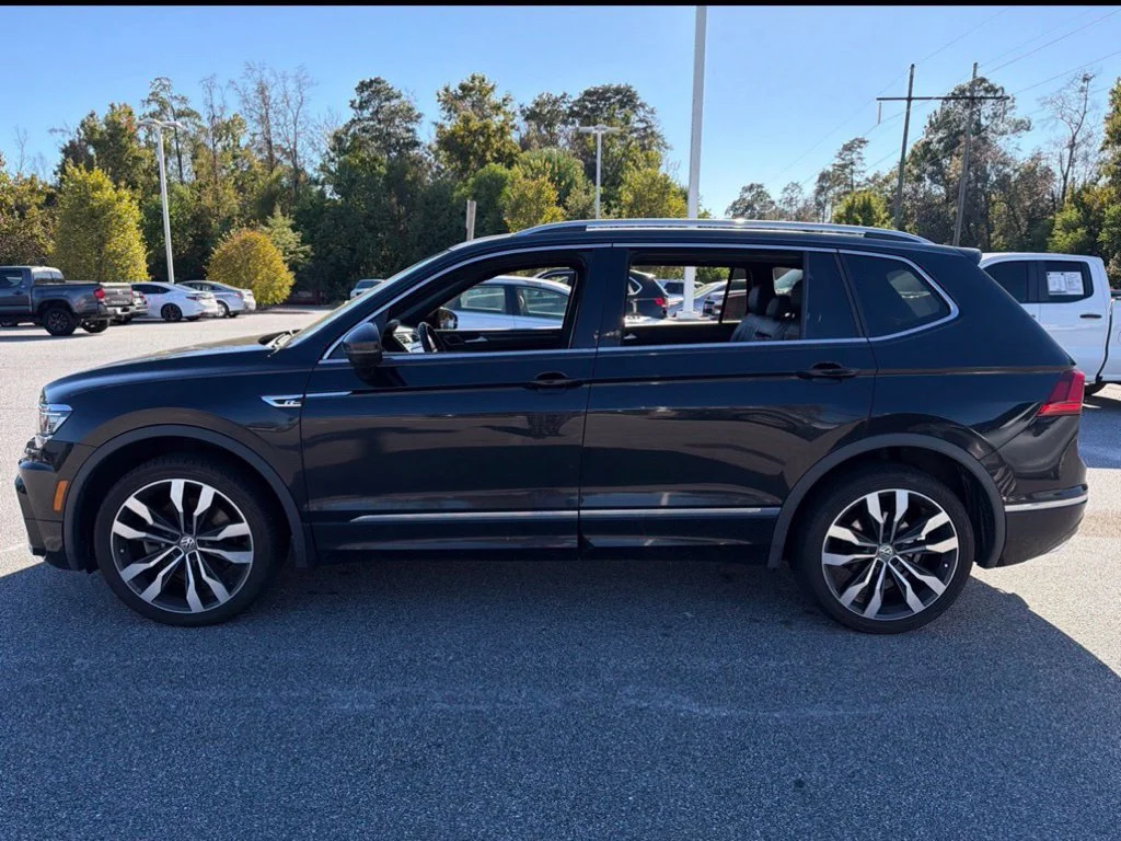 Used 2020 Black Volkswagen 2.0T SEL Premium R-Line image 9