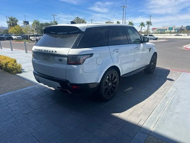 Used 2020 White Land Rover HSE image 5
