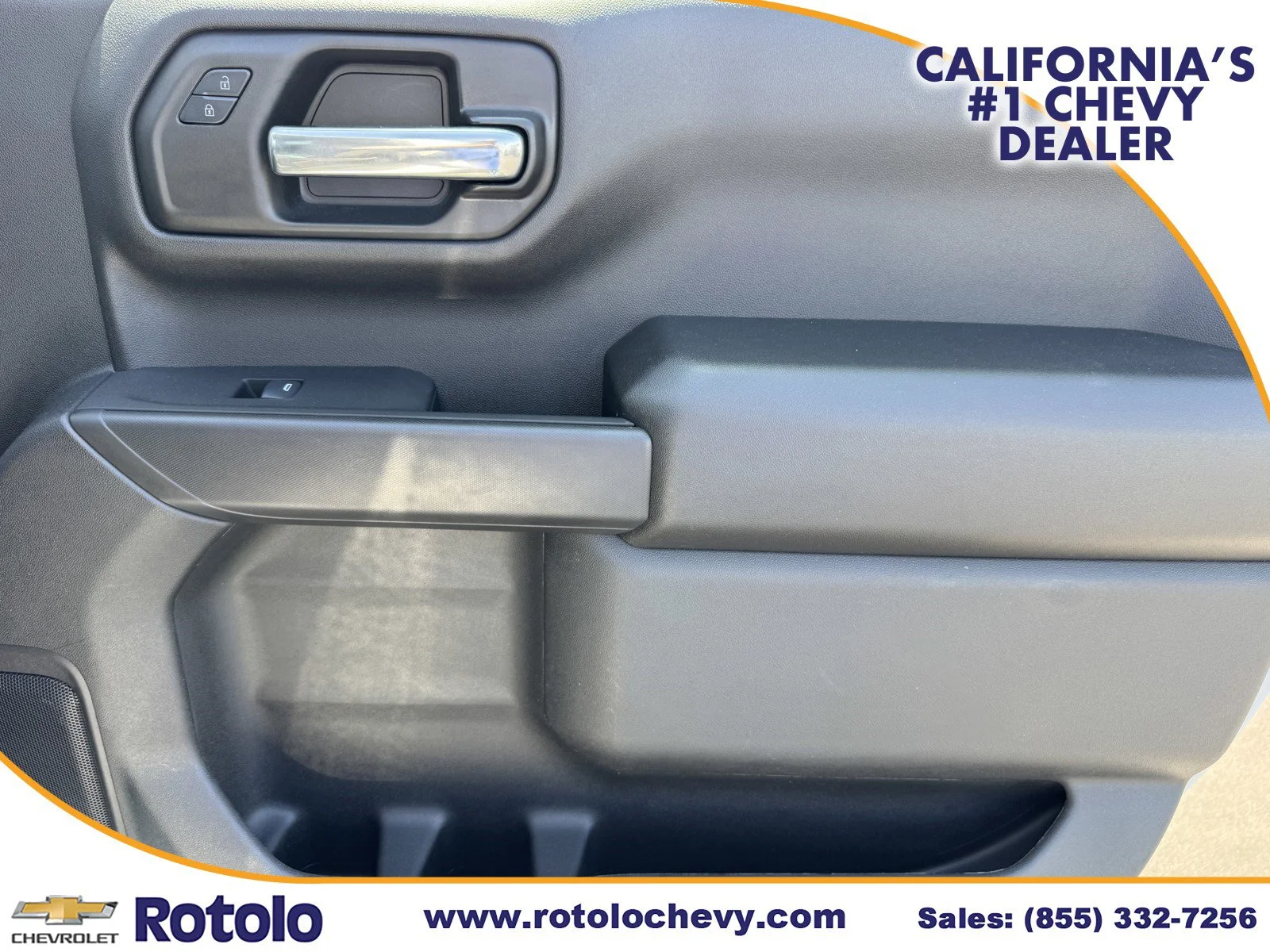 Used 2025 Summit White GMC Pro image 9