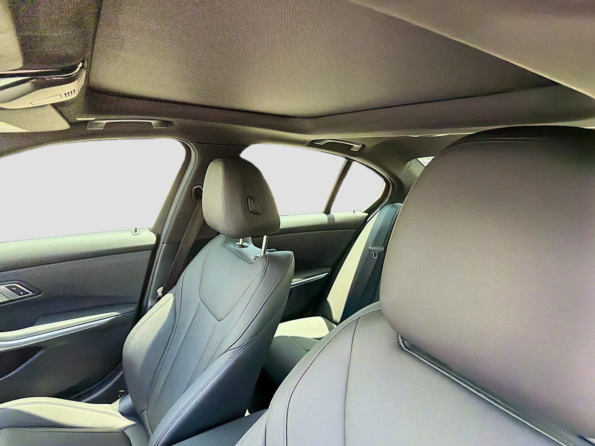 Used 2021 Mineral Grey Metallic BMW 330i image 26