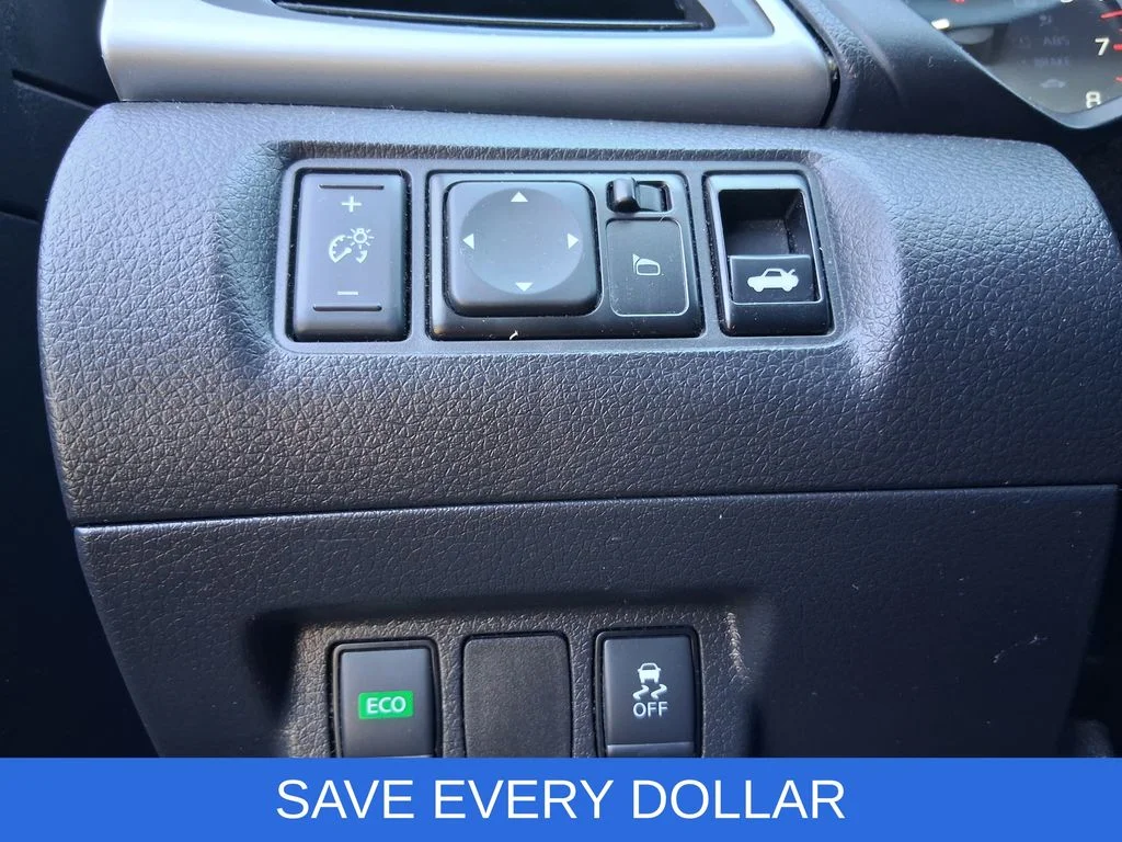 Used 2019 Blue Nissan SV image 11
